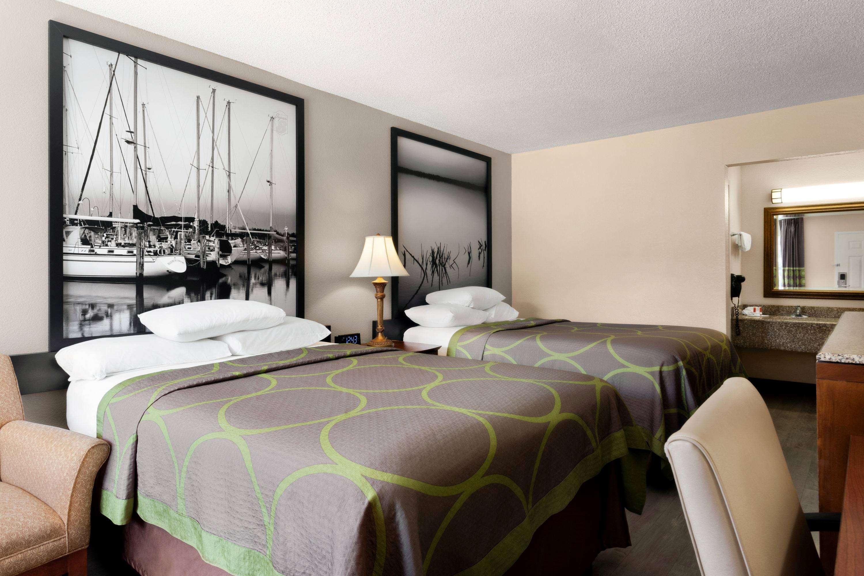 Motel Super 8 By Wyndham Gulfport Biloxi Airport Extérieur photo