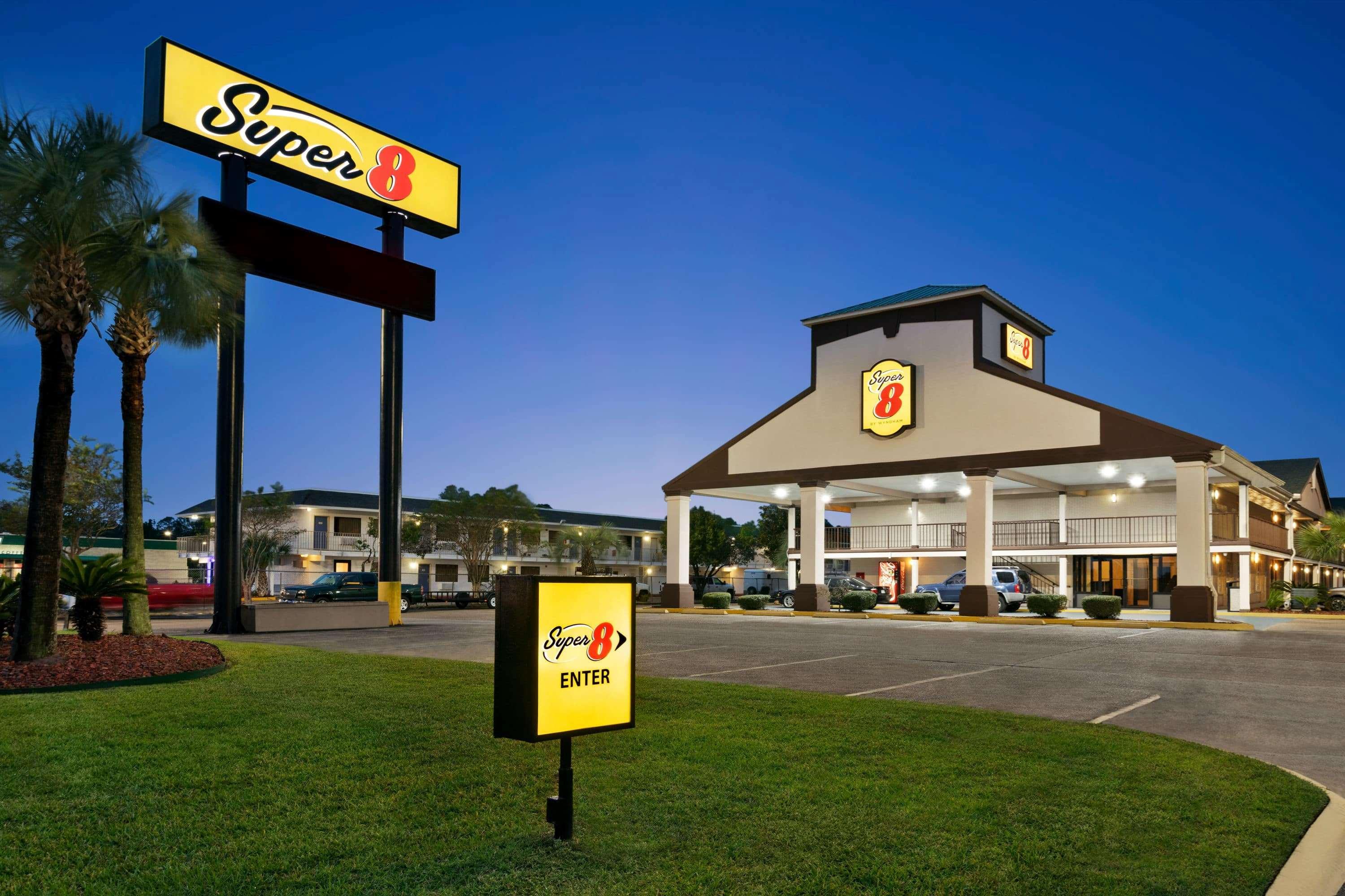 Motel Super 8 By Wyndham Gulfport Biloxi Airport Extérieur photo