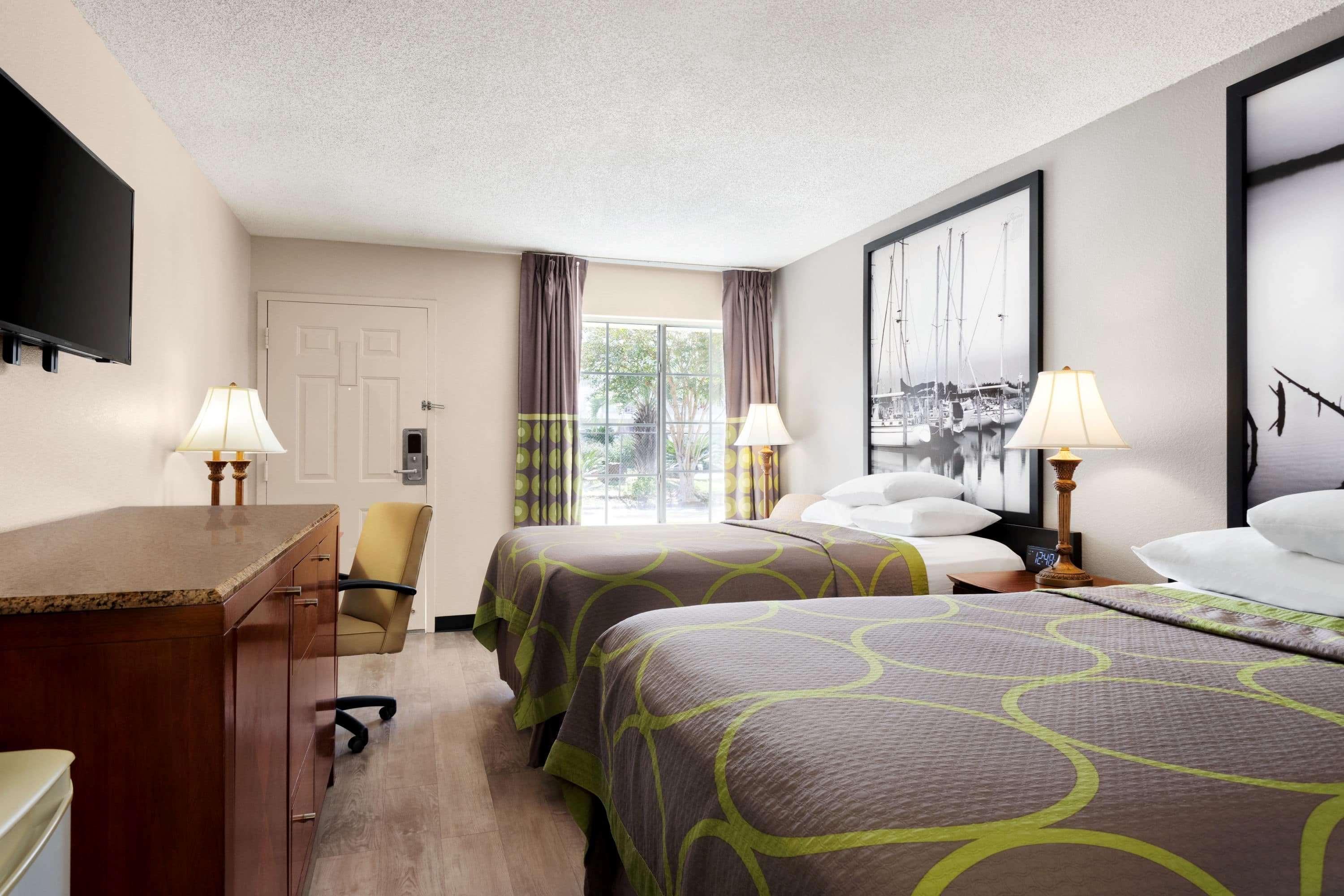 Motel Super 8 By Wyndham Gulfport Biloxi Airport Extérieur photo
